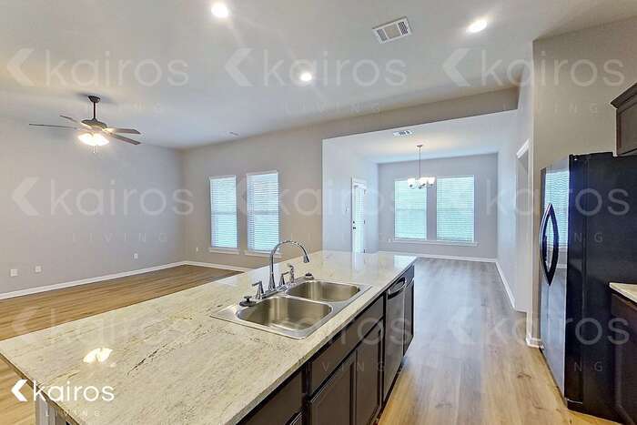 Building Photo - 125 Haygood Pt