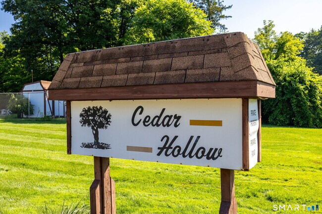 Building Photo - 101 Cedar Hollow Dr