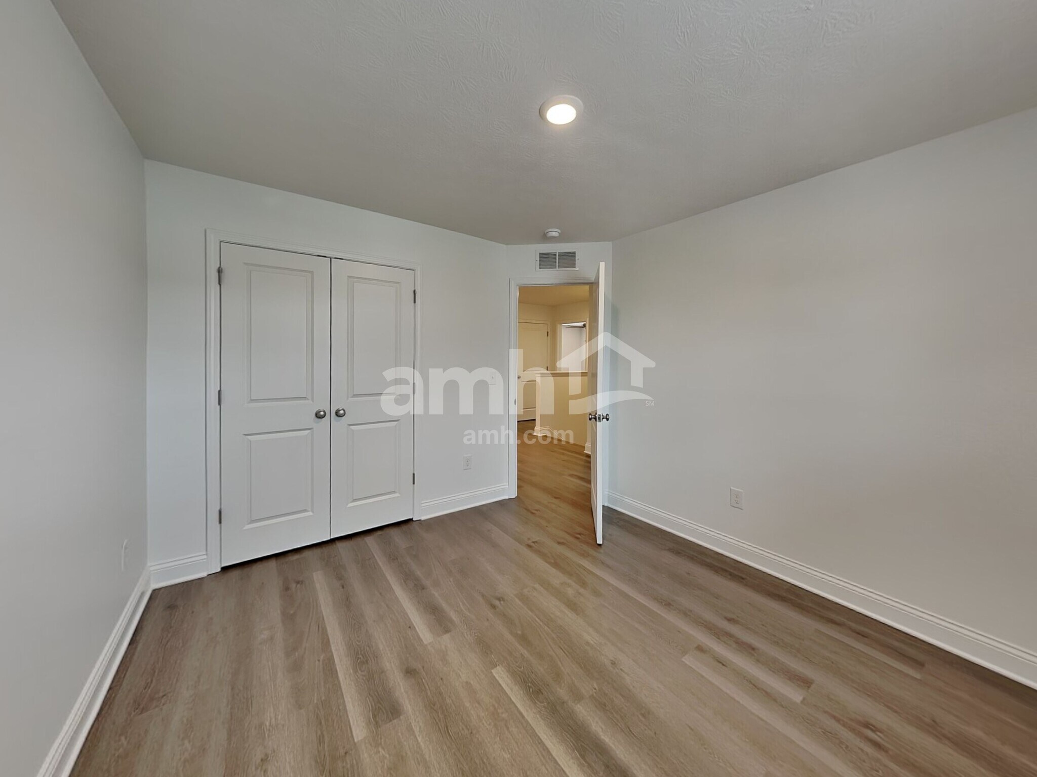 Building Photo - 9175 Henley Ave