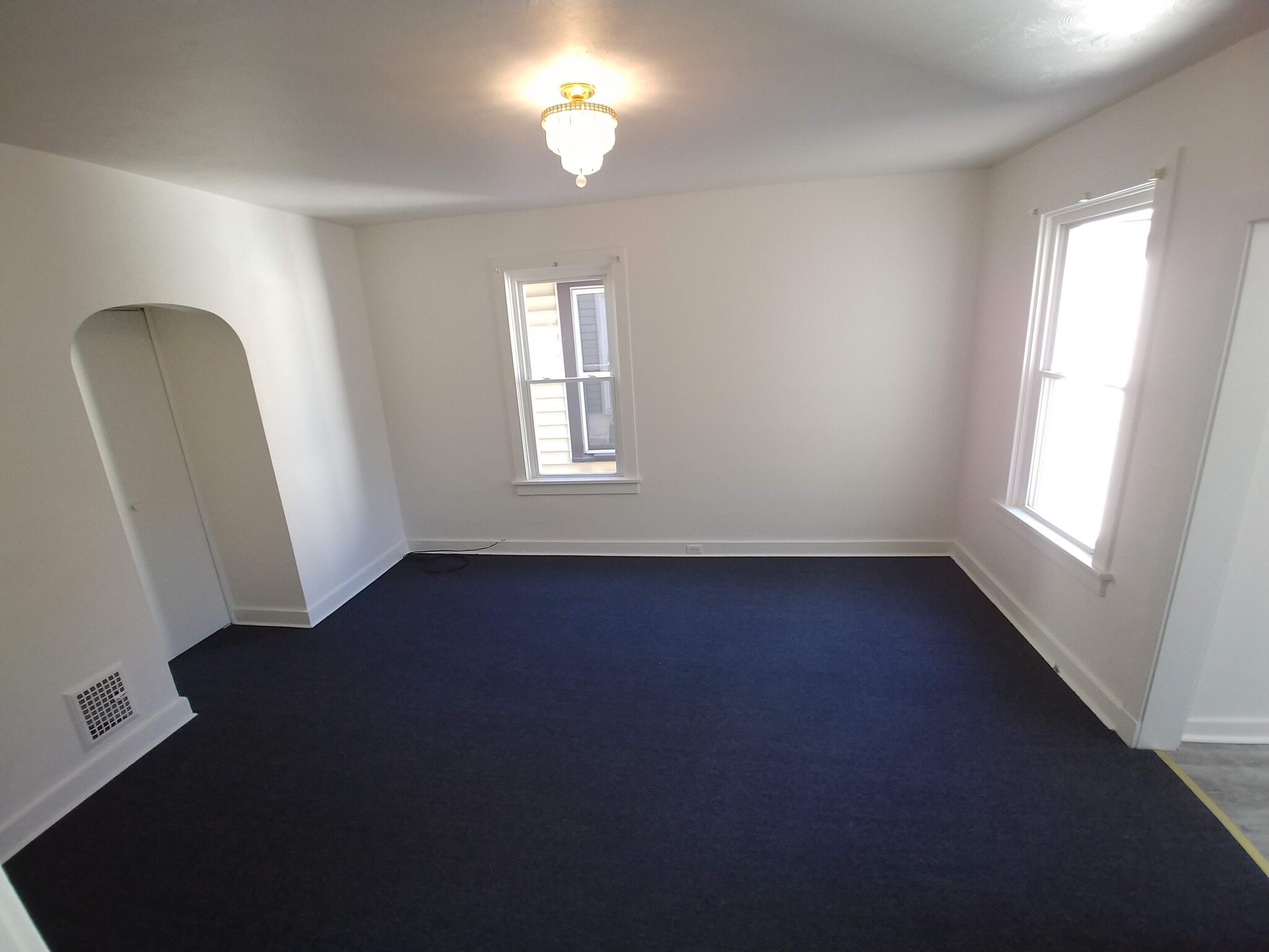 Living Room - 226 Green St