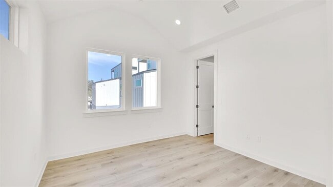 Building Photo - 6119 Atwood St