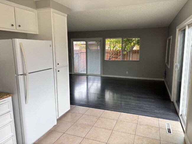 Building Photo - "Charming Concord Retreat: 3-Bedroom Gem with Granite Accents & Cozy Fireplace"