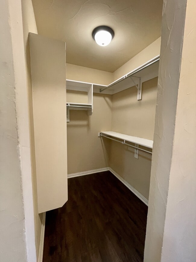 Building Photo - 4905 Rock Creek Rd