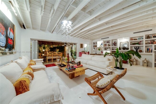 Building Photo - 330 Gulf Rd