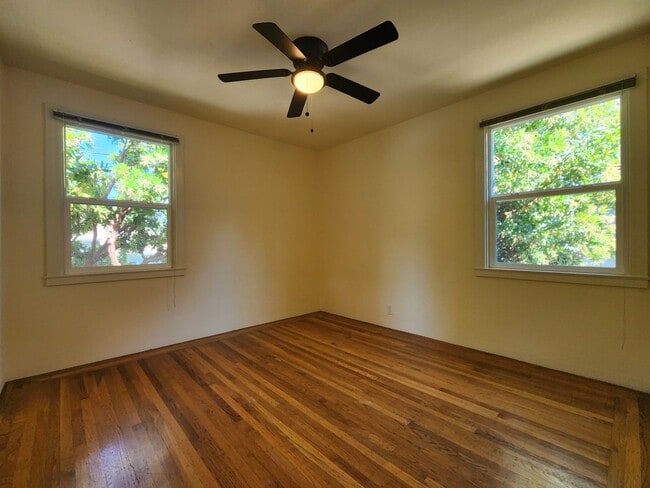 Building Photo - Downtown Palo Alto Living – 1 Bedroom Apartment Available March 4th.