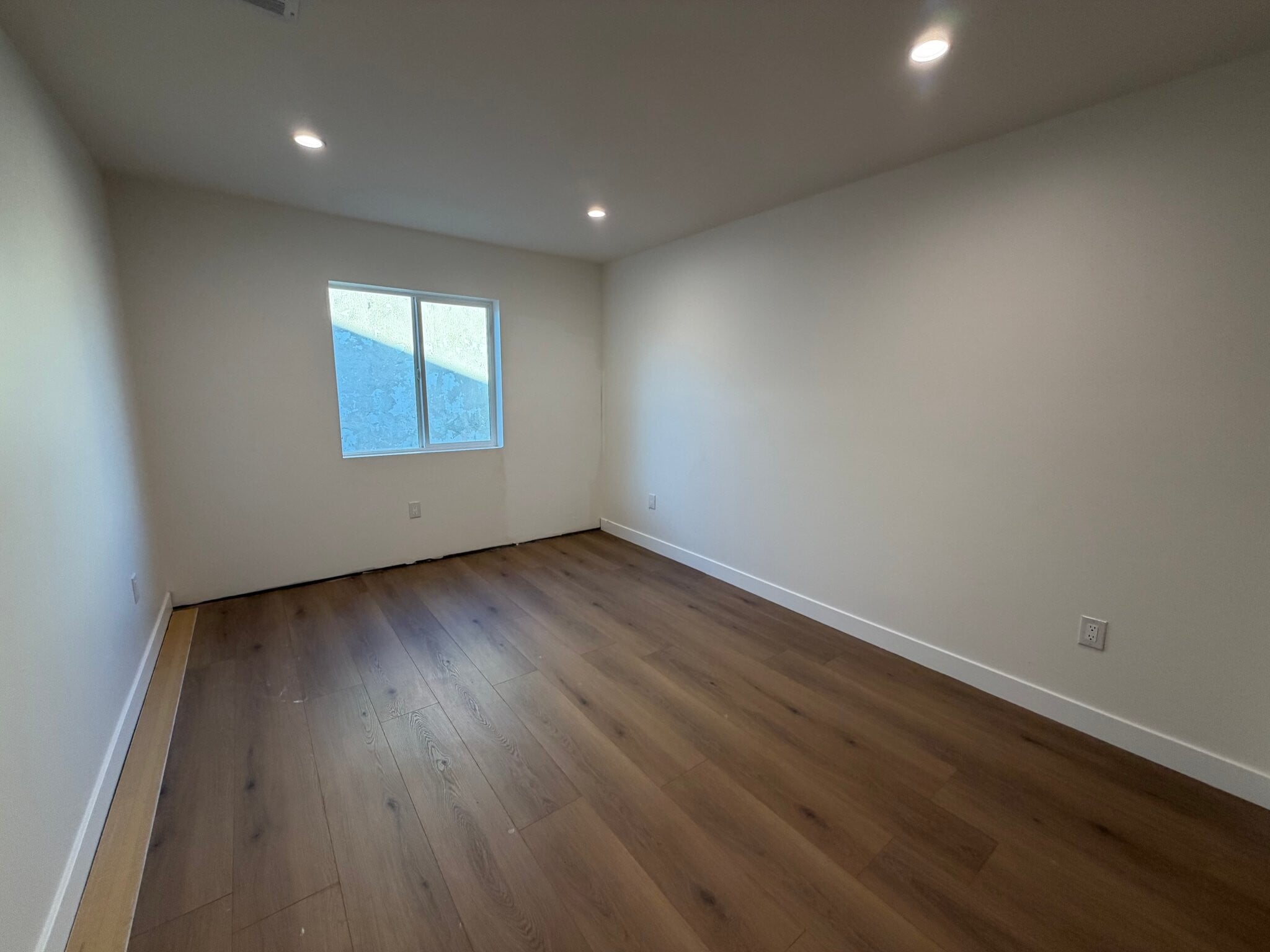 Building Photo - 13365 Garber St