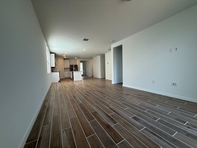 Building Photo - Stunning Eden Hills Home