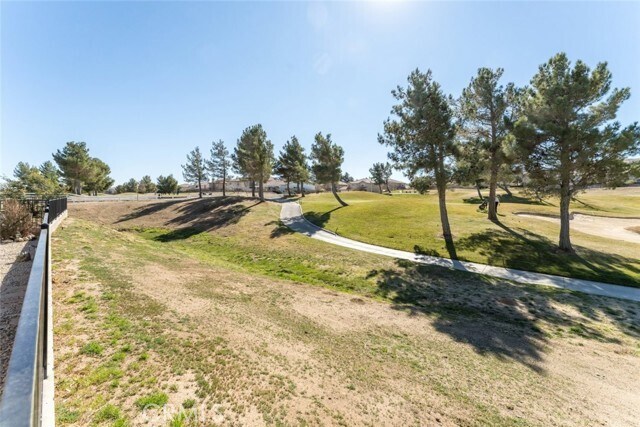 Building Photo - 4108 Club Vista Dr