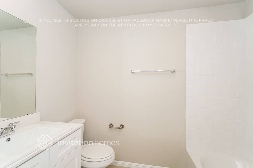 Building Photo - 424 Kaufman Dr