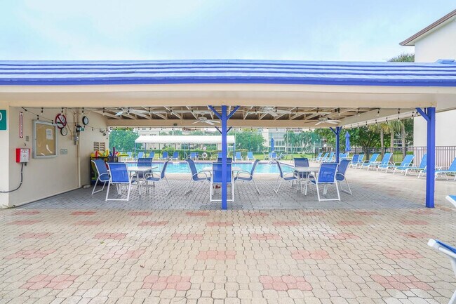 Building Photo - 3201 Portofino Point