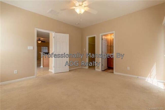 Building Photo - 17746 Caldwell Track Dr