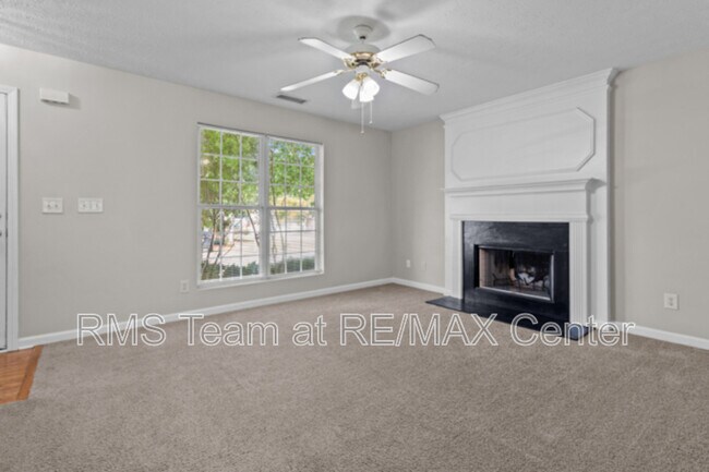 Building Photo - 2284 Oakland Spring Dr