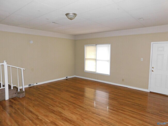 Building Photo - 3104 Cumbres Cir NW