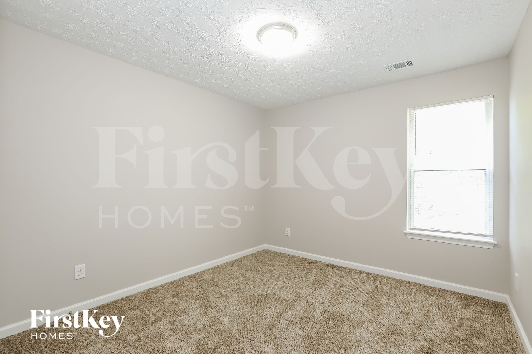 Building Photo - 7008 Setters Way