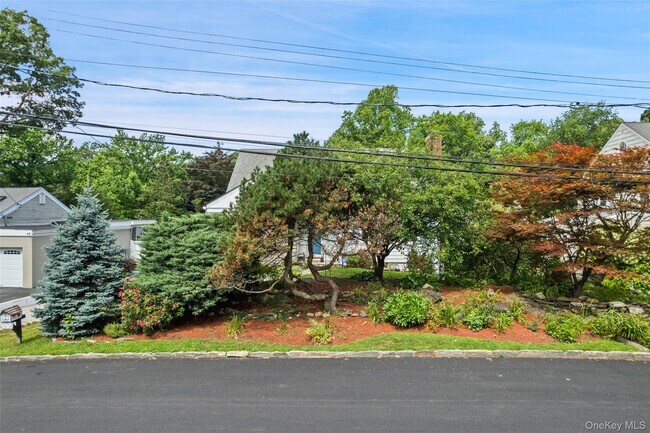 Building Photo - 69 Ardell Rd
