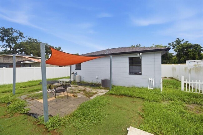 Building Photo - 5412 N 48th St
