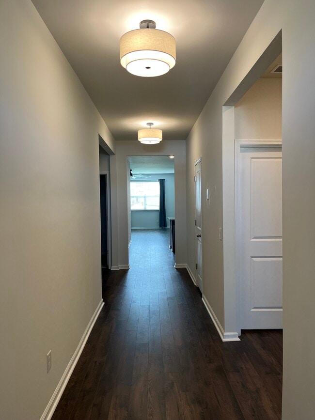 Building Photo - 108 Buttermere Wy