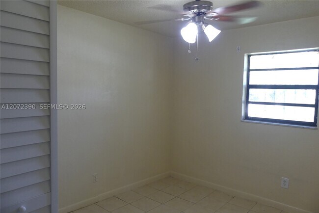 Building Photo - 8130 NW 14th Pl