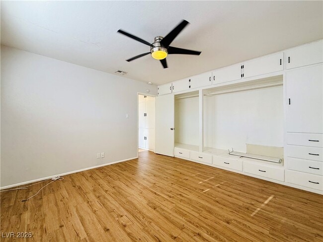 Building Photo - 1208 Buehler Dr