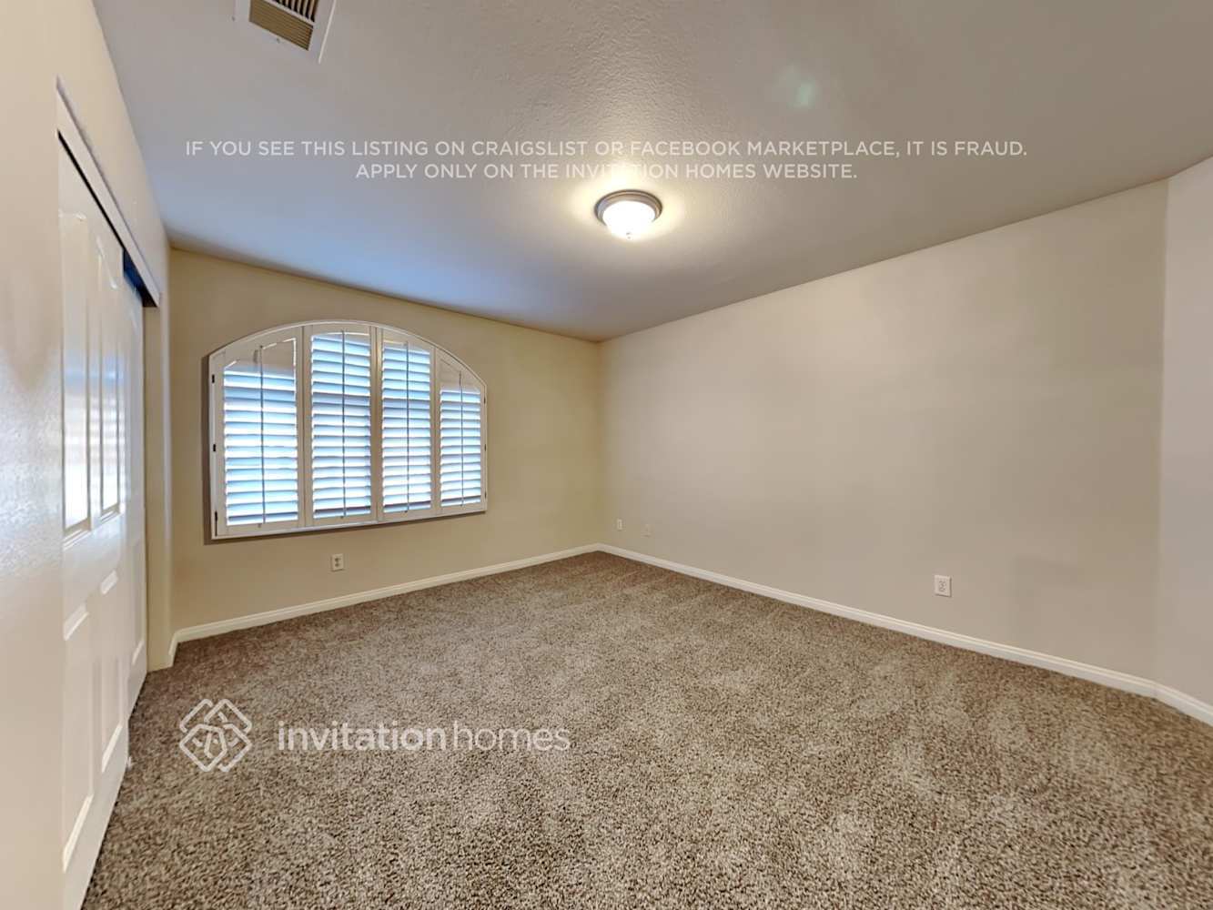 Building Photo - 2405 Eagleridge Dr