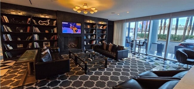 Building Photo - 4471 Dean Martin Dr