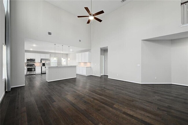Building Photo - 16905 Casanova Ave