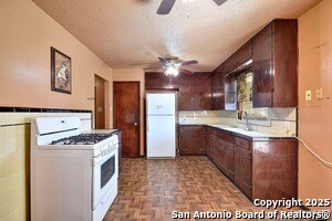 Building Photo - 2603 Kaiser Dr
