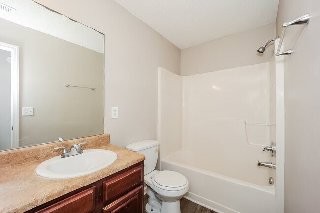 Building Photo - 6083 Trotters Cir