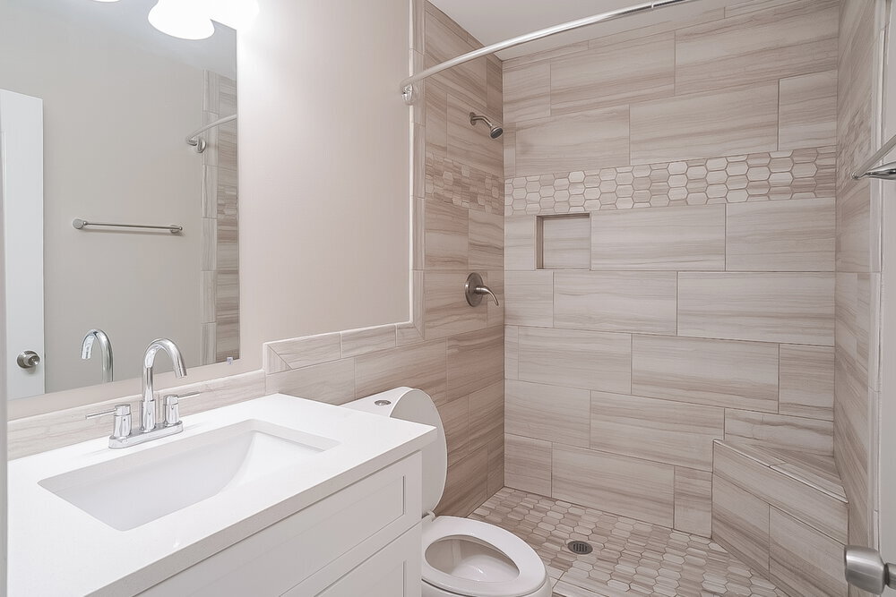 Building Photo - 4600 Ferncrest Pl