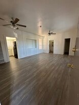 Building Photo - 504 Matheson St