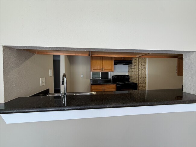 Building Photo - 12875 High Star Dr