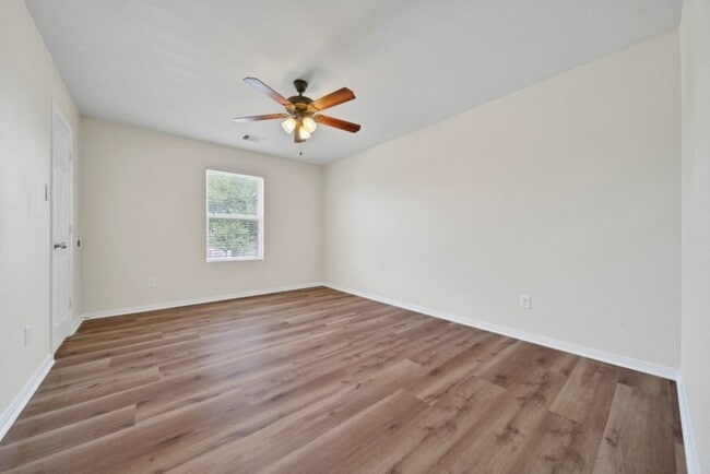 Building Photo - 18103 Dardanelles Ct