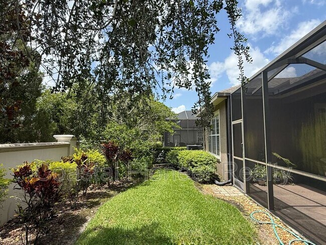 Building Photo - 14620 Chatsworth Manor Cir