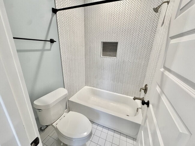 Building Photo - 441 Josephine St