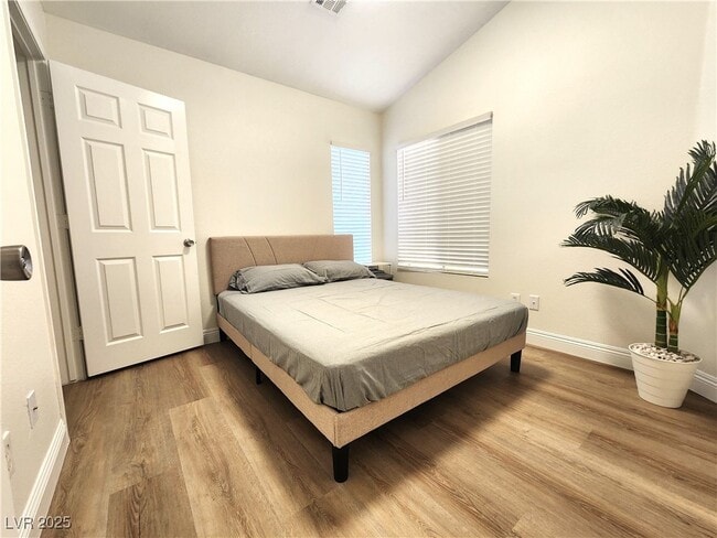 Building Photo - 7624 Glorietta Bay Ct