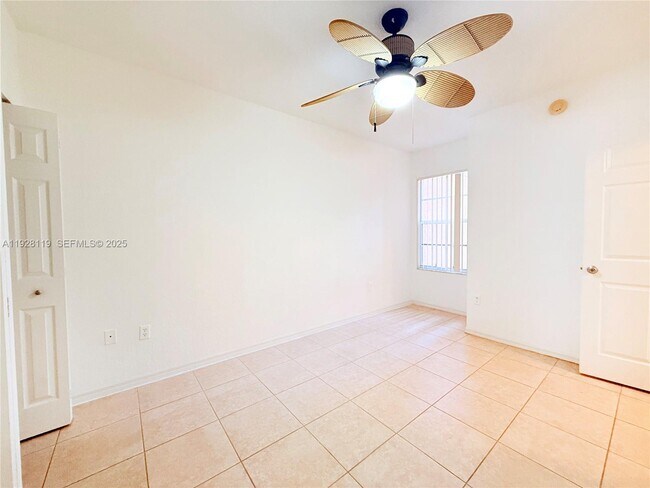 Building Photo - 308 Belmont Ln