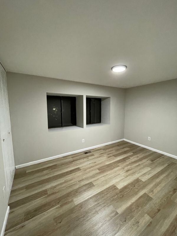 Building Photo - 290 Hilltop Ln