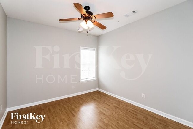 Building Photo - 8580 Griffin Park Dr
