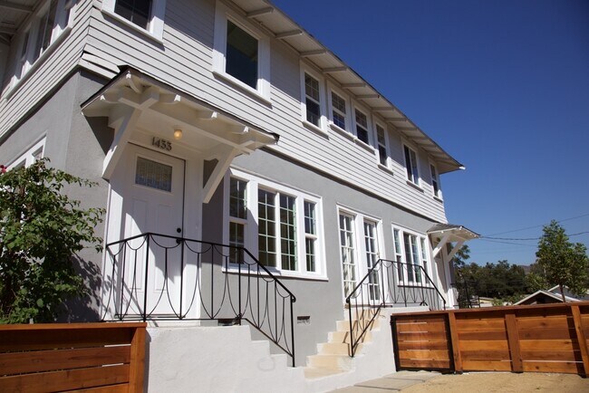 Building Photo - 1433 Talmadge St