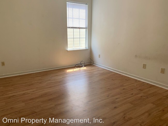 Building Photo - 3 br, 2.5 bath House - 7789 Shadowland Dr