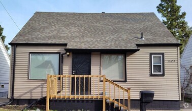 Building Photo - Renovated 3-Bedroom Home – We Welcome Sect...