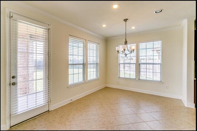 Building Photo - 16442 Williamstown Dr