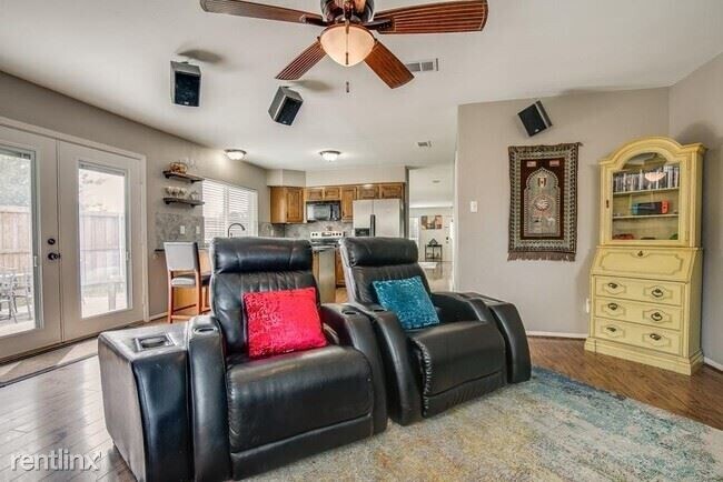 Building Photo - 3 br, 2 bath House - 9006 Bryson Dr