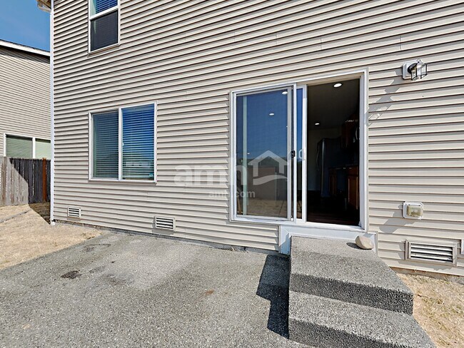 Building Photo - 18704 94th Ave Ct E