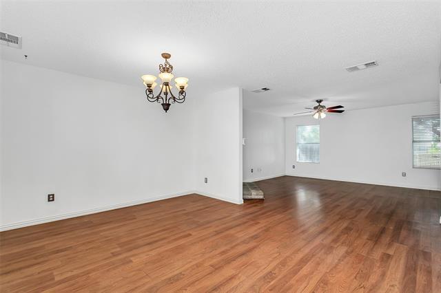 Building Photo - 5224 Royal Burgess Dr