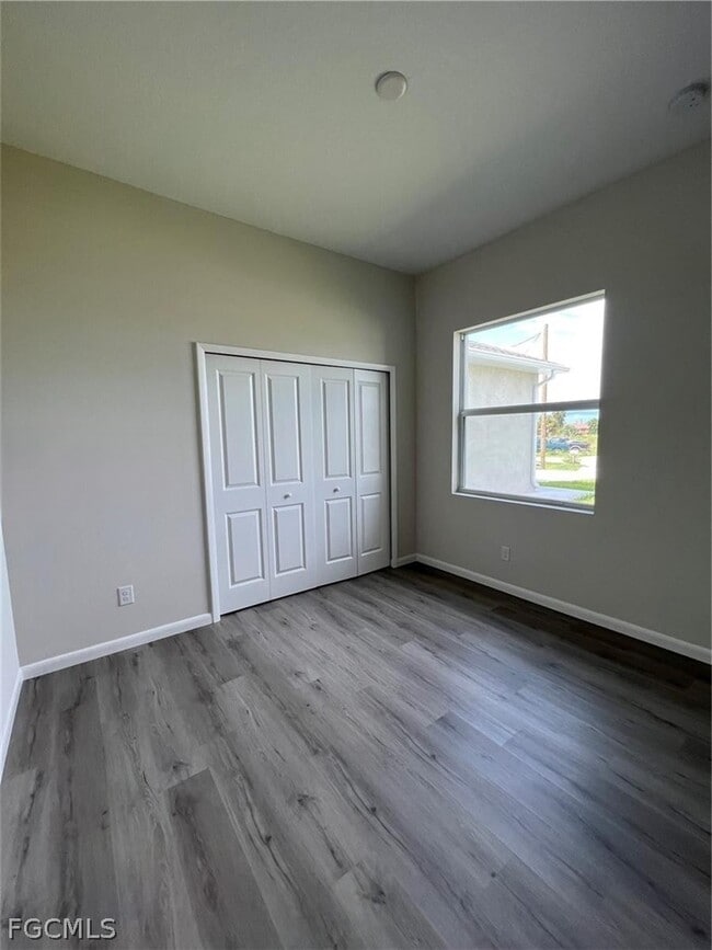 Building Photo - 1088 Saturn Ct