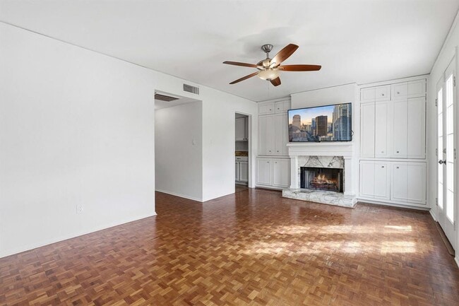 Building Photo - 6631 Valleyside Rd