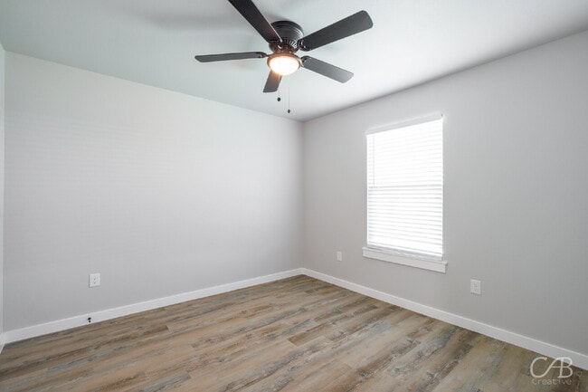 Building Photo - For Lease