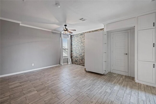 Building Photo - 12405 Iveson Dr