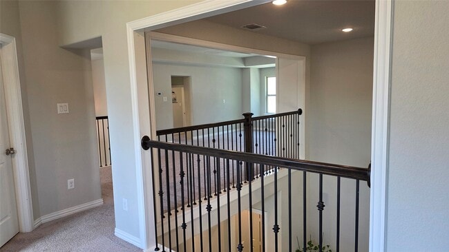 Building Photo - 142 Mayfield Dr